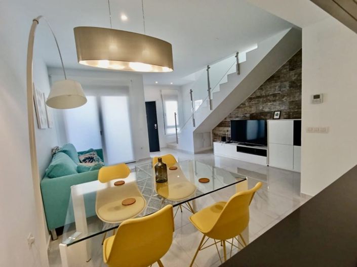 Image No.7-3 Bed Property for sale