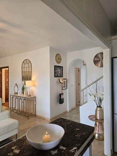 Image No.9-3 Bed Apartment for sale