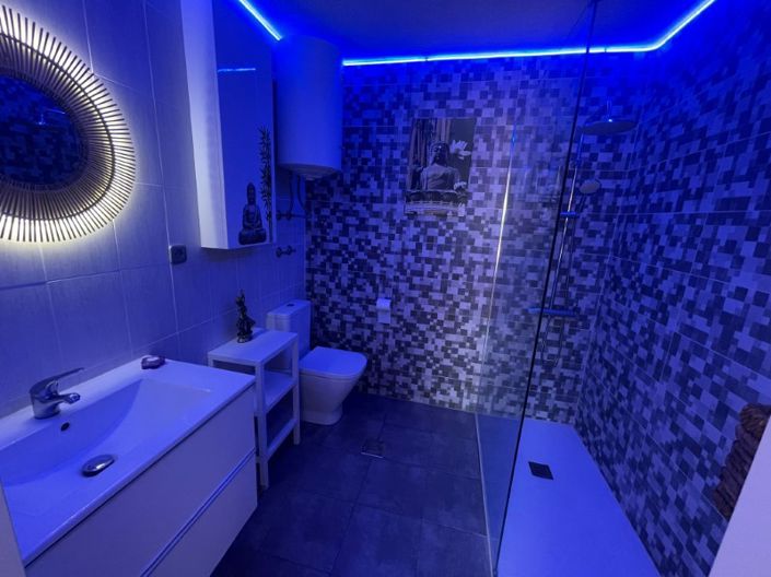 Image No.10-1 Bed Apartment for sale