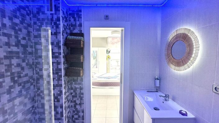 Image No.18-1 Bed Apartment for sale