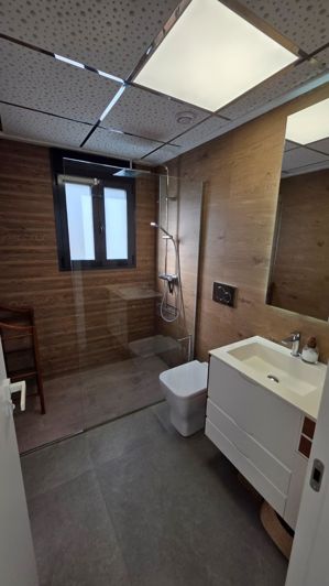 Image No.19-3 Bed Property for sale