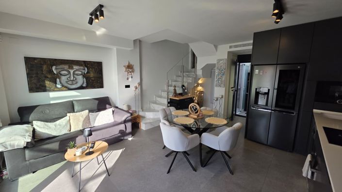 Image No.23-3 Bed Property for sale