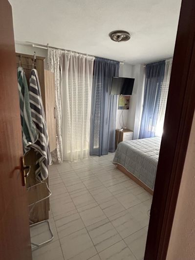 Image No.18-3 Bed Property for sale