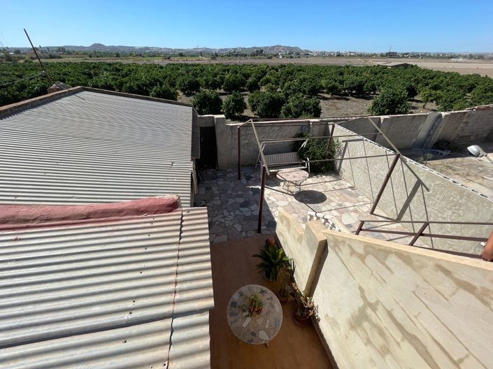 Image No.2-4 Bed Property for sale