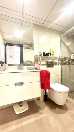 Image No.26-2 Bed Property for sale