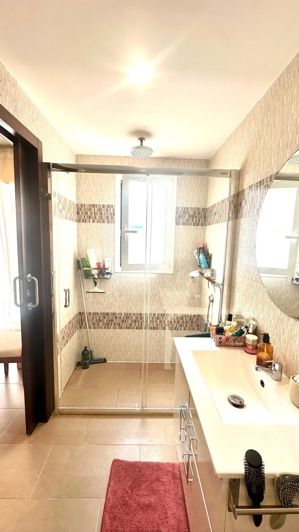 Image No.33-2 Bed Property for sale