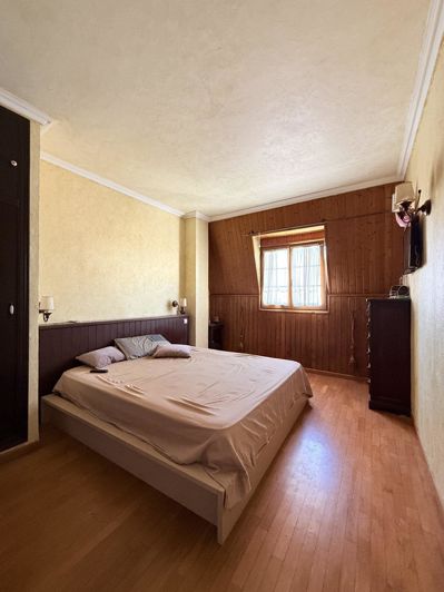 Image No.21-4 Bed Property for sale