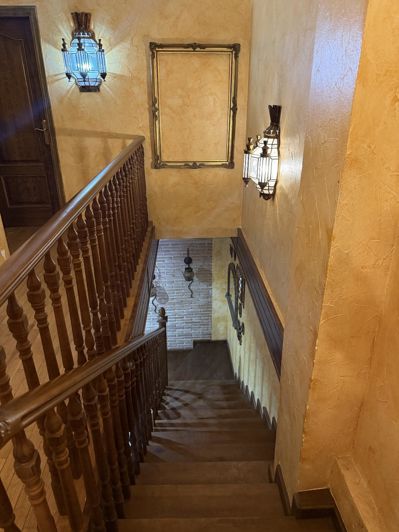 Image No.5-4 Bed Property for sale