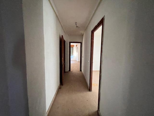 Image No.22-3 Bed Property for sale