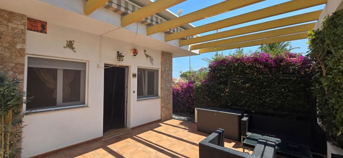 Image No.3-2 Bed Property for sale