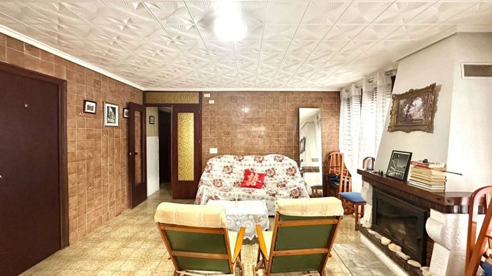 Image No.26-4 Bed Property for sale