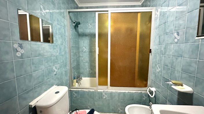 Image No.33-4 Bed Property for sale