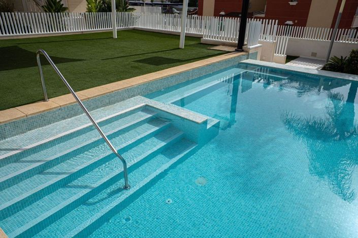 Image No.31-2 Bed Property for sale