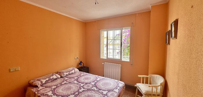 Image No.24-3 Bed Property for sale