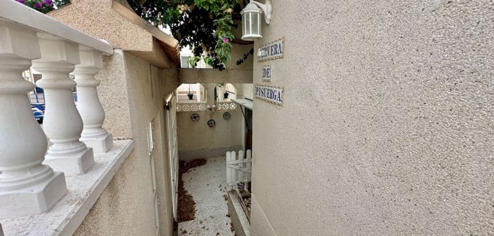 Image No.35-3 Bed Property for sale