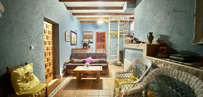 Image No.9-3 Bed Property for sale