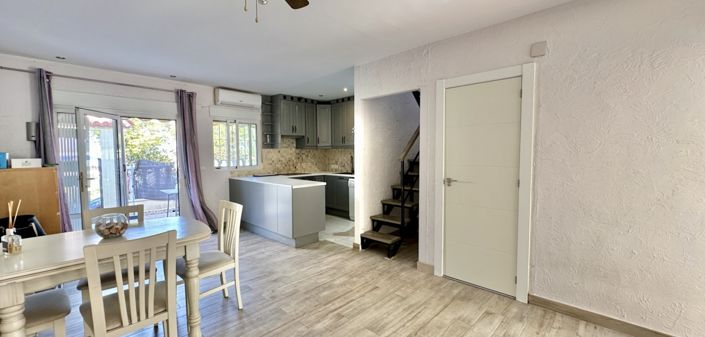 Image No.4-2 Bed Property for sale