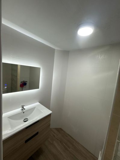 Image No.24-3 Bed Property for sale