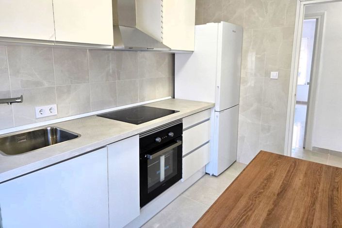 Image No.15-3 Bed Property for sale