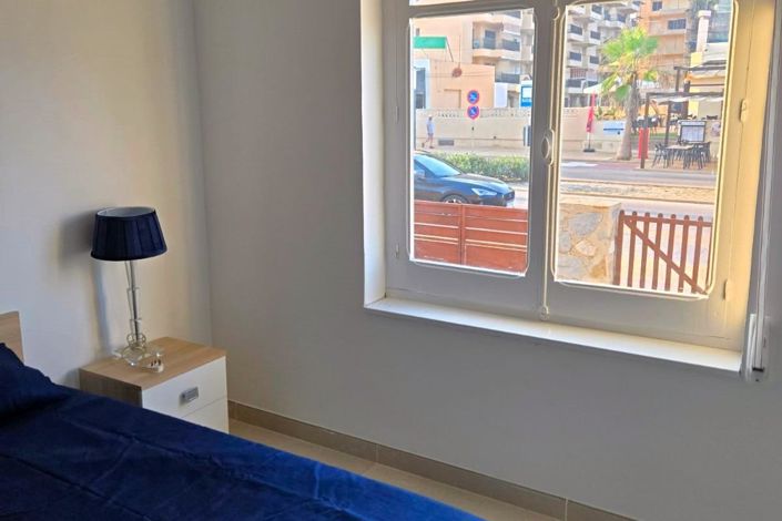 Image No.21-3 Bed Property for sale