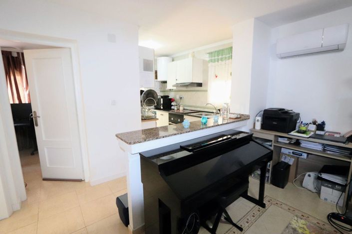 Image No.17-3 Bed Property for sale