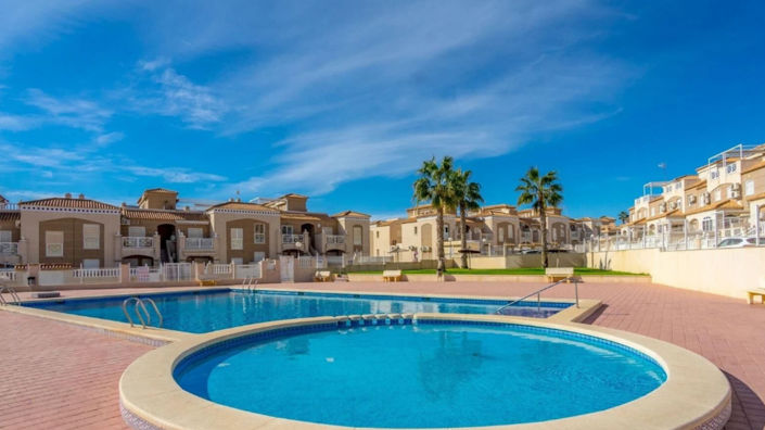 Image No.1-Propriété de 3 chambres à vendre à Torrevieja