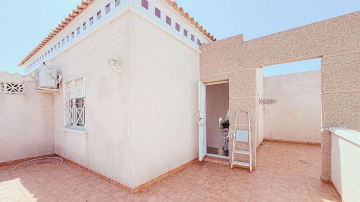 Image No.3-Propriété de 3 chambres à vendre à Torrevieja
