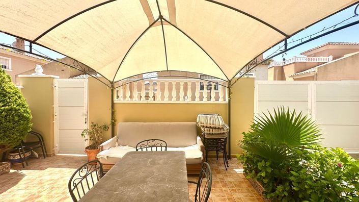 Image No.14-3 Bed Property for sale