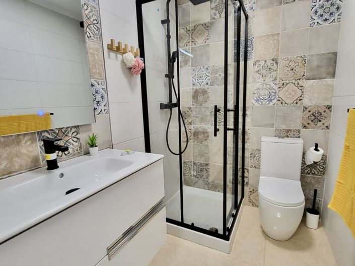 Image No.36-3 Bed Property for sale