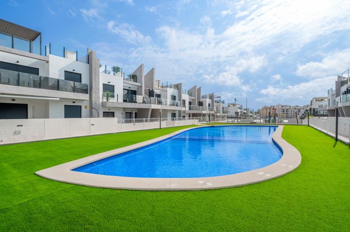 Image No.19-2 Bed Apartment for sale