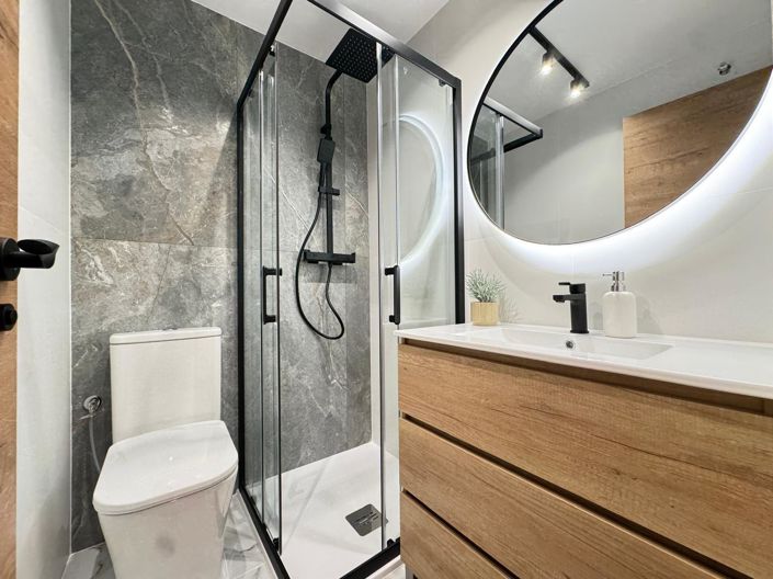 Image No.21-4 Bed Apartment for sale