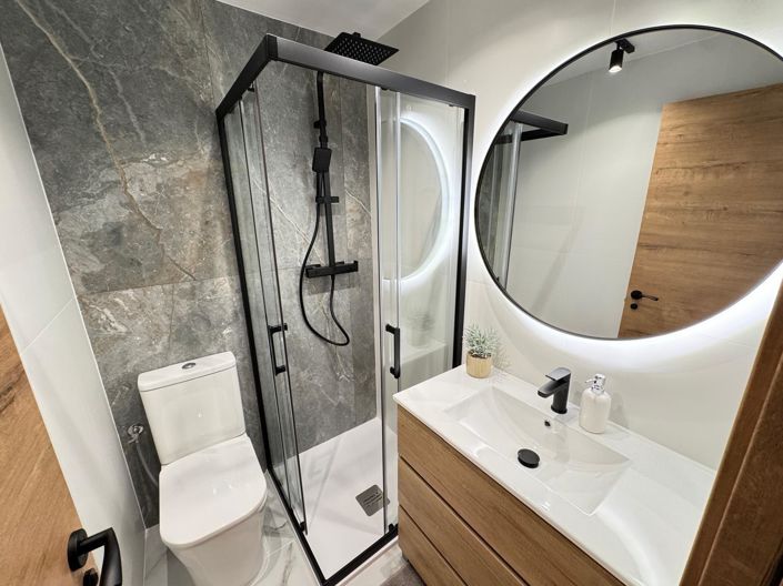 Image No.22-4 Bed Apartment for sale