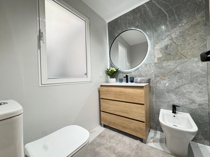 Image No.4-4 Bed Apartment for sale