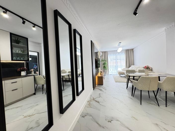 Image No.41-4 Bed Apartment for sale