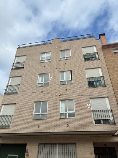 Image No.1-3 Bed Apartment for sale