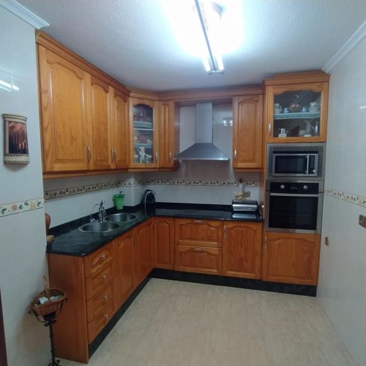 Image No.12-3 Bed Apartment for sale