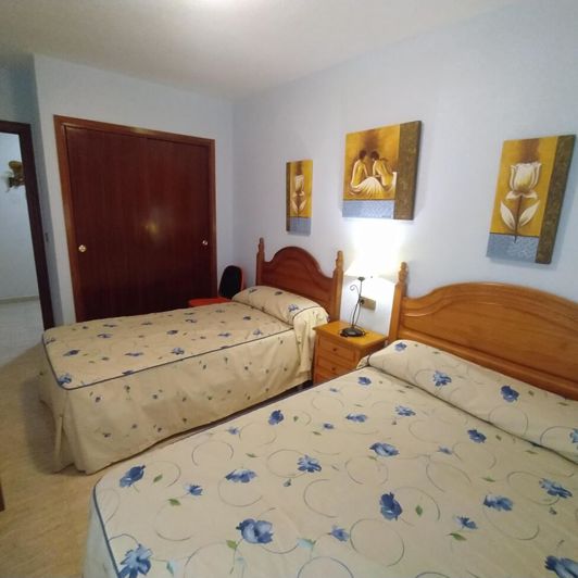 Image No.18-3 Bed Apartment for sale