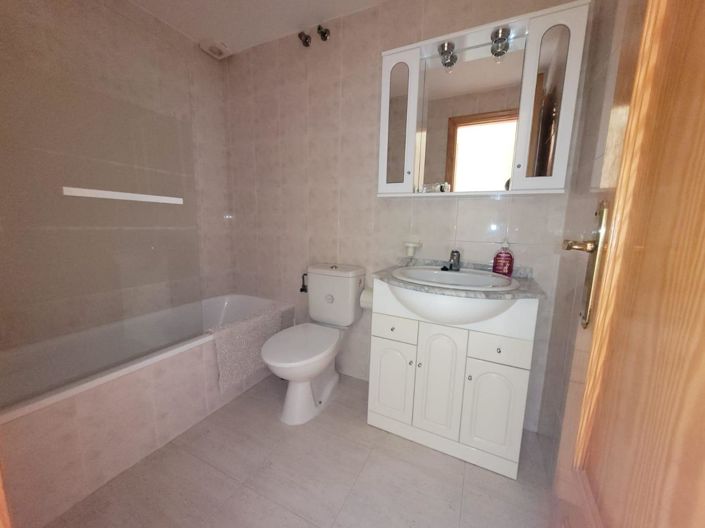 Image No.10-2 Bed Apartment for sale