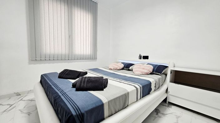 Image No.20-3 Bed Apartment for sale