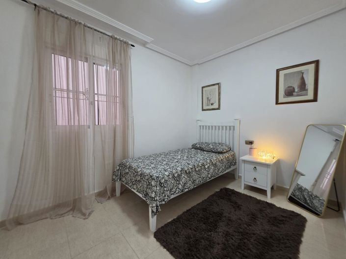 Image No.25-2 Bed Apartment for sale