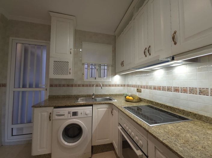 Image No.34-2 Bed Apartment for sale