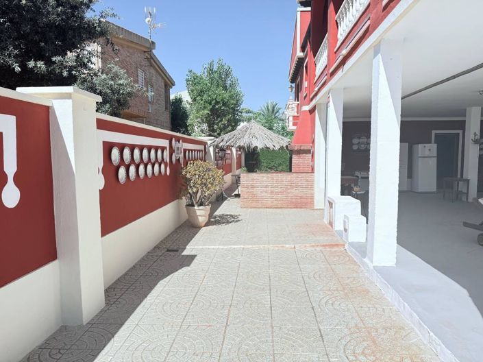 Image No.29-5 Bed Villa for sale