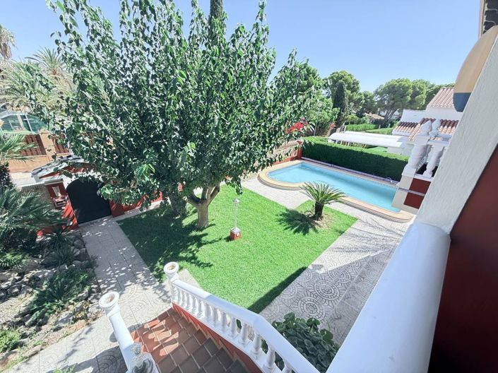 Image No.38-5 Bed Villa for sale