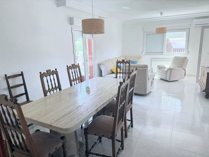 Image No.43-5 Bed Villa for sale