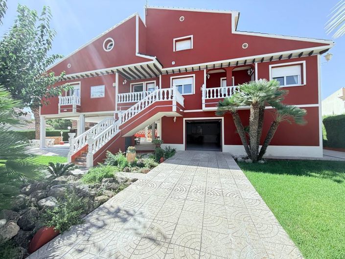 Image No.9-5 Bed Villa for sale