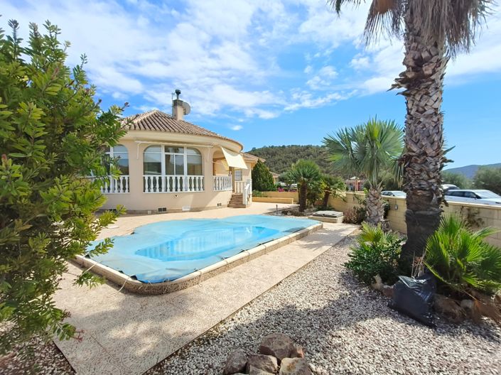 Image No.1-3 Bed Villa for sale