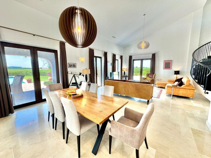 Image No.6-4 Bed Villa for sale