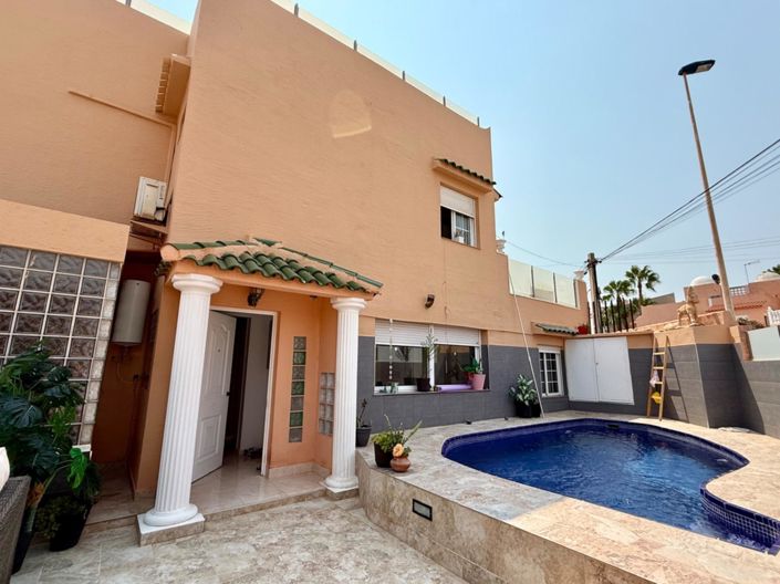 Image No.11-5 Bed Villa for sale