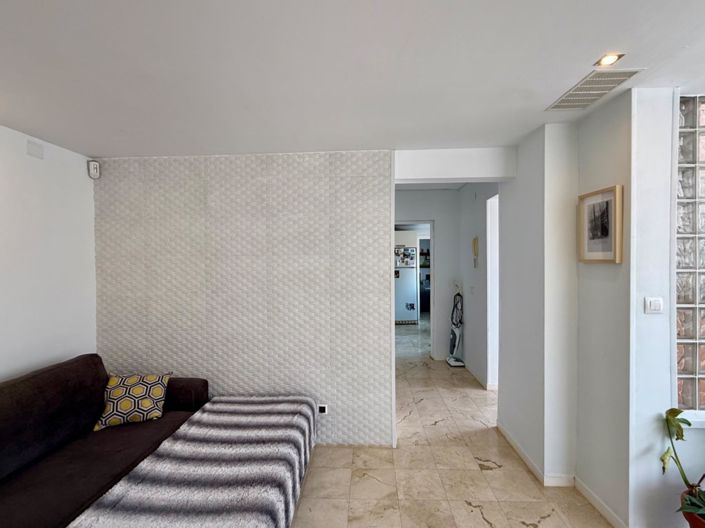 Image No.26-5 Bed Villa for sale