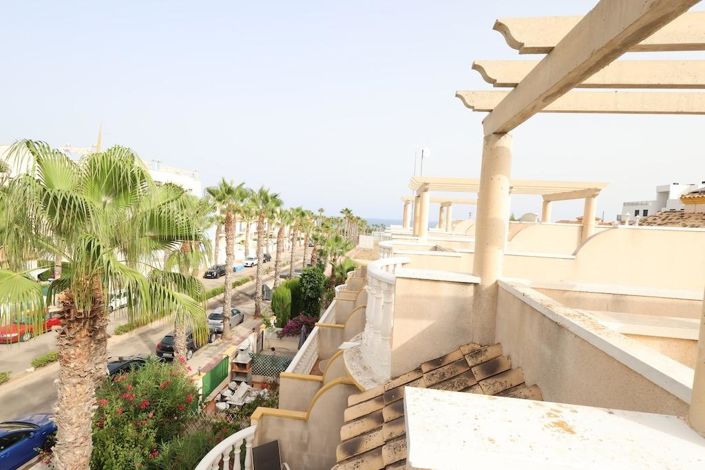 Image No.24-3 Bed Villa for sale